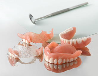 dentures and bite guards from a dental lab serving the US and Canada